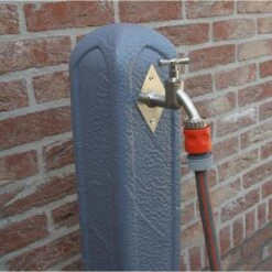 Waterzuil Met Kraan En Aansluiting - Grijs -Tuin Outfitters Winkel tuinpaal met waterkraan 1498043411 1 600